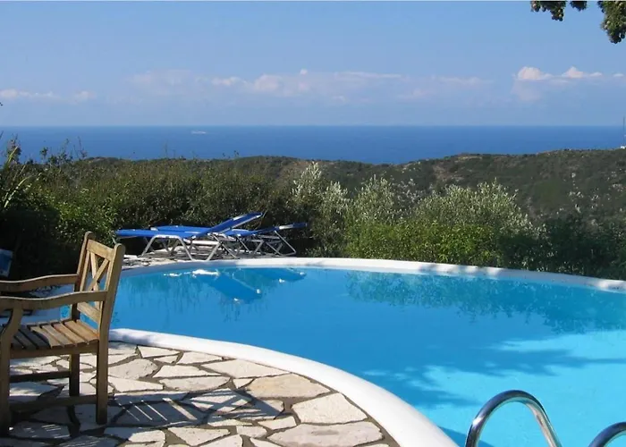 艾格丽斯尼凯塔斯公寓 * Áyios Nikítas