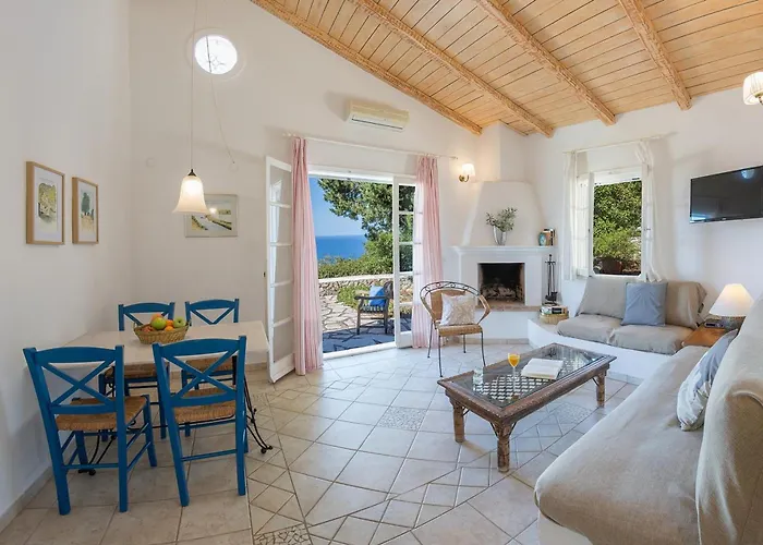 艾格丽斯尼凯塔斯公寓