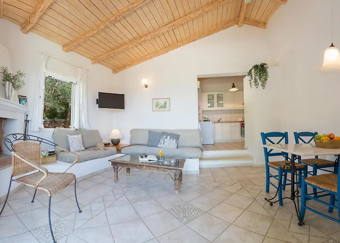 艾格丽斯尼凯塔斯公寓 别墅