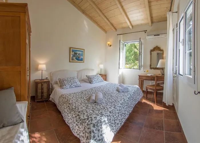 别墅 艾格丽斯尼凯塔斯公寓