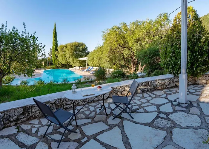 艾格丽斯尼凯塔斯公寓 别墅