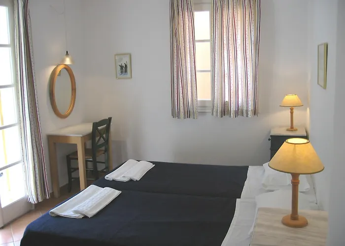 艾格丽斯尼凯塔斯公寓 * Áyios Nikítas