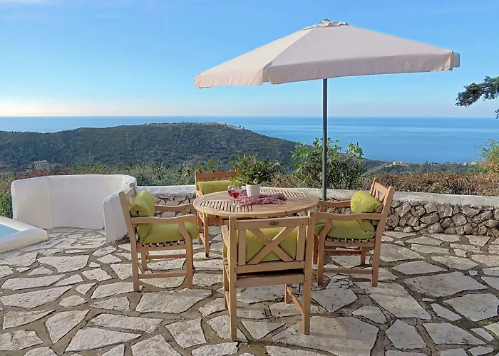 艾格丽斯尼凯塔斯公寓 别墅