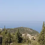 Vilă Agios Nikitas Villas *