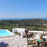 Vilă Agios Nikitas Villas *