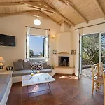 Agios Nikitas Villas * Áyios Nikítas