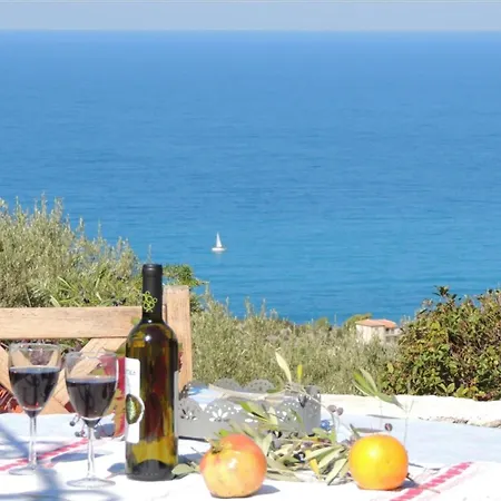 Villa Agios Nikitas Villas *