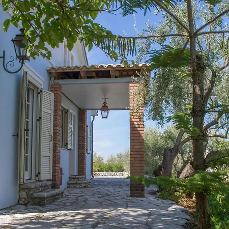 Villa Agios Nikitas Villas