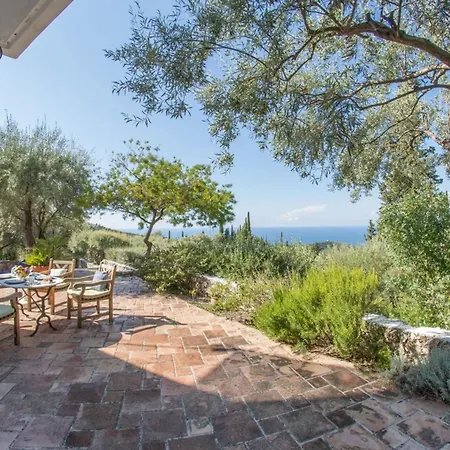 Agios Nikitas Villas * Agios Nikitas