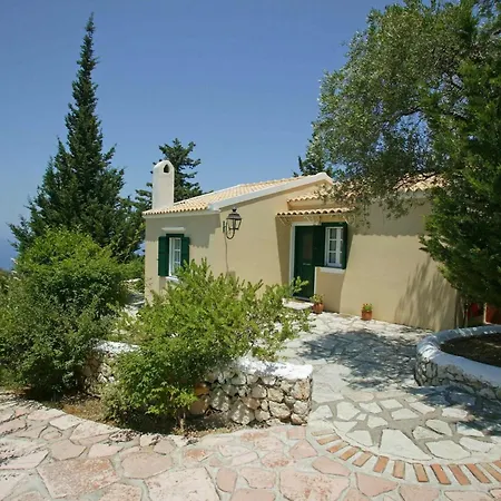 Agios Nikitas Villas *