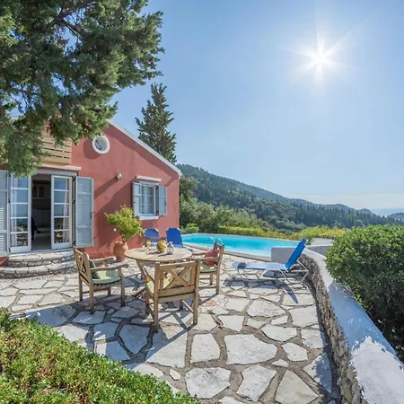 Agios Nikitas Villas *