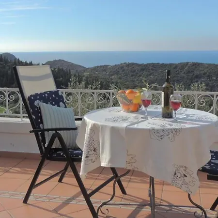 וילה Agios Nikitas Villas