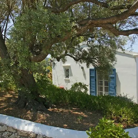 Villa Agios Nikitas Villas *
