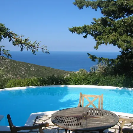 Agios Nikitas Villas *